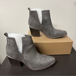 Light Grey Gray Suede Issla Journee Heeled Ankle Boots Booties